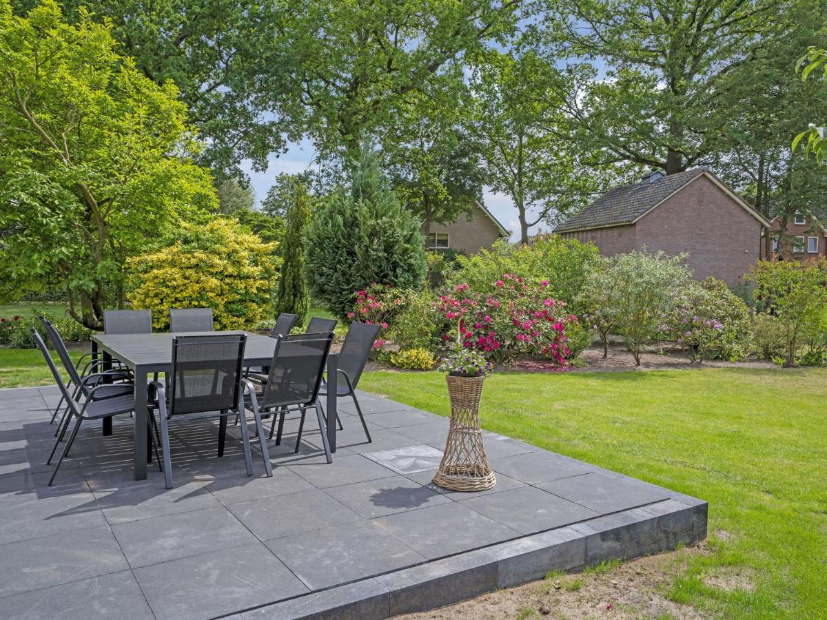 Charming villa in Lemele with a nice garden Buitenkant foto